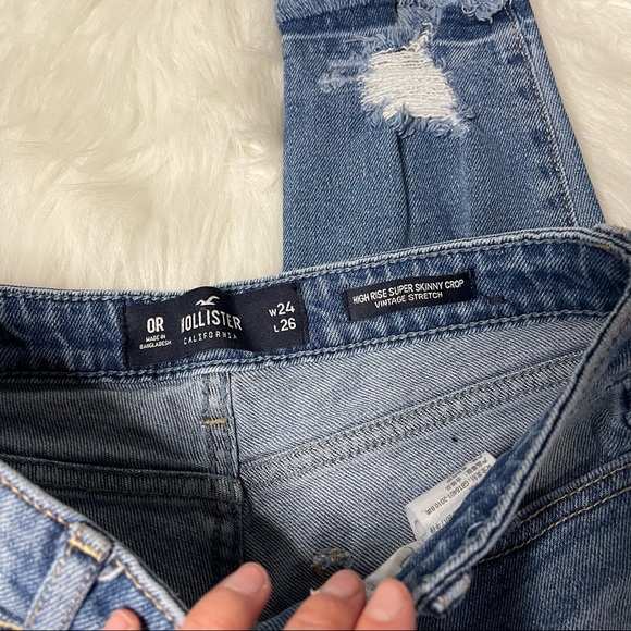 High Waisted Hollister Distressed Skinny Jeans - Picture 6 of 16